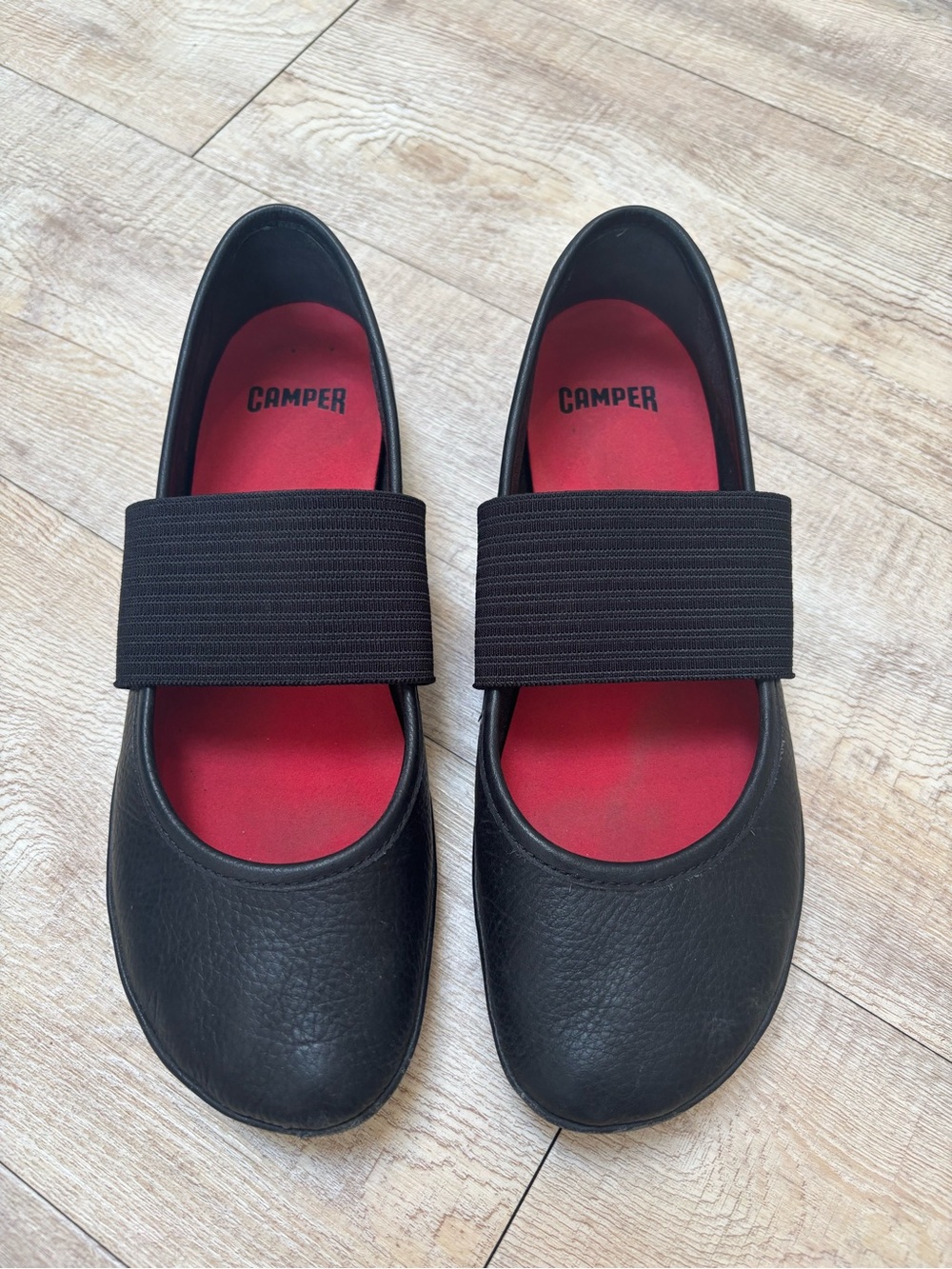 Camper Black Mary Jane Flats with Red Insole and Elastic Strap